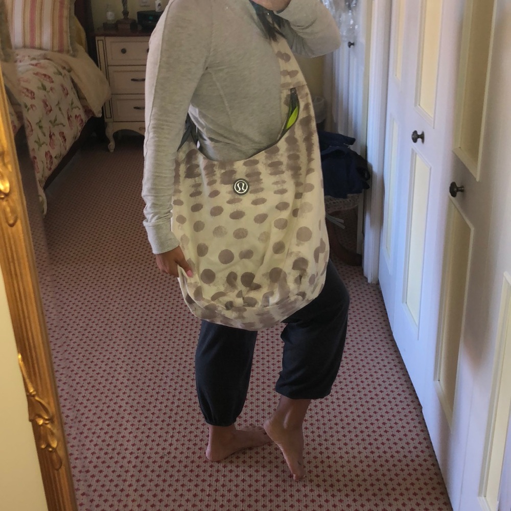 lululemon yoga gym messenger bag